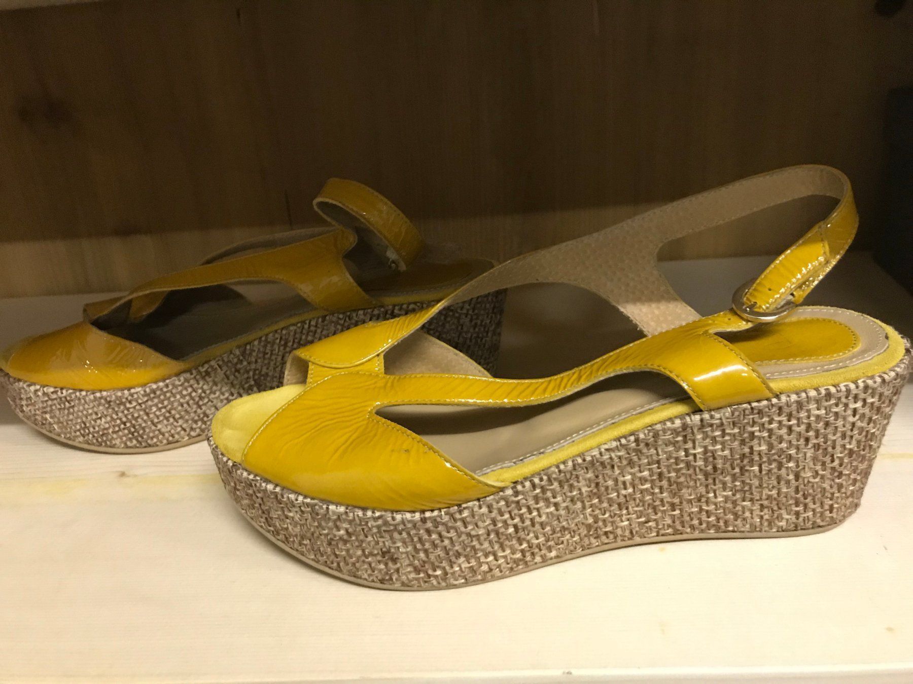 Scarpe da donna: Sommerschuhe Gr. 38 – Usato da Zumikon venduto da Uranus88 2