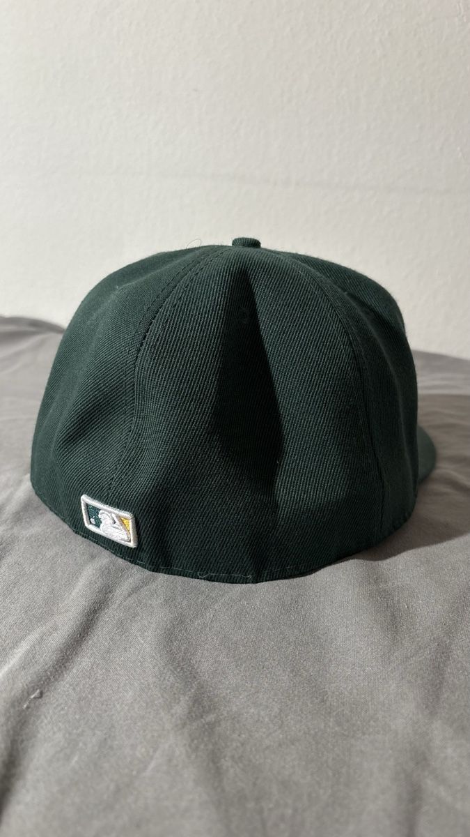 New Era Copricapi, berretti & cappellini: Casquette new era A’s – Usato da Genève venduto da Nathanwatchch 3