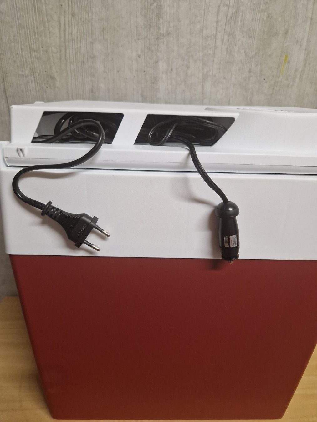 Mobicool Kühlschränke & Kühlen: Kühlbox Mobicool – Gebraucht aus Safenwil von Rnokia 2