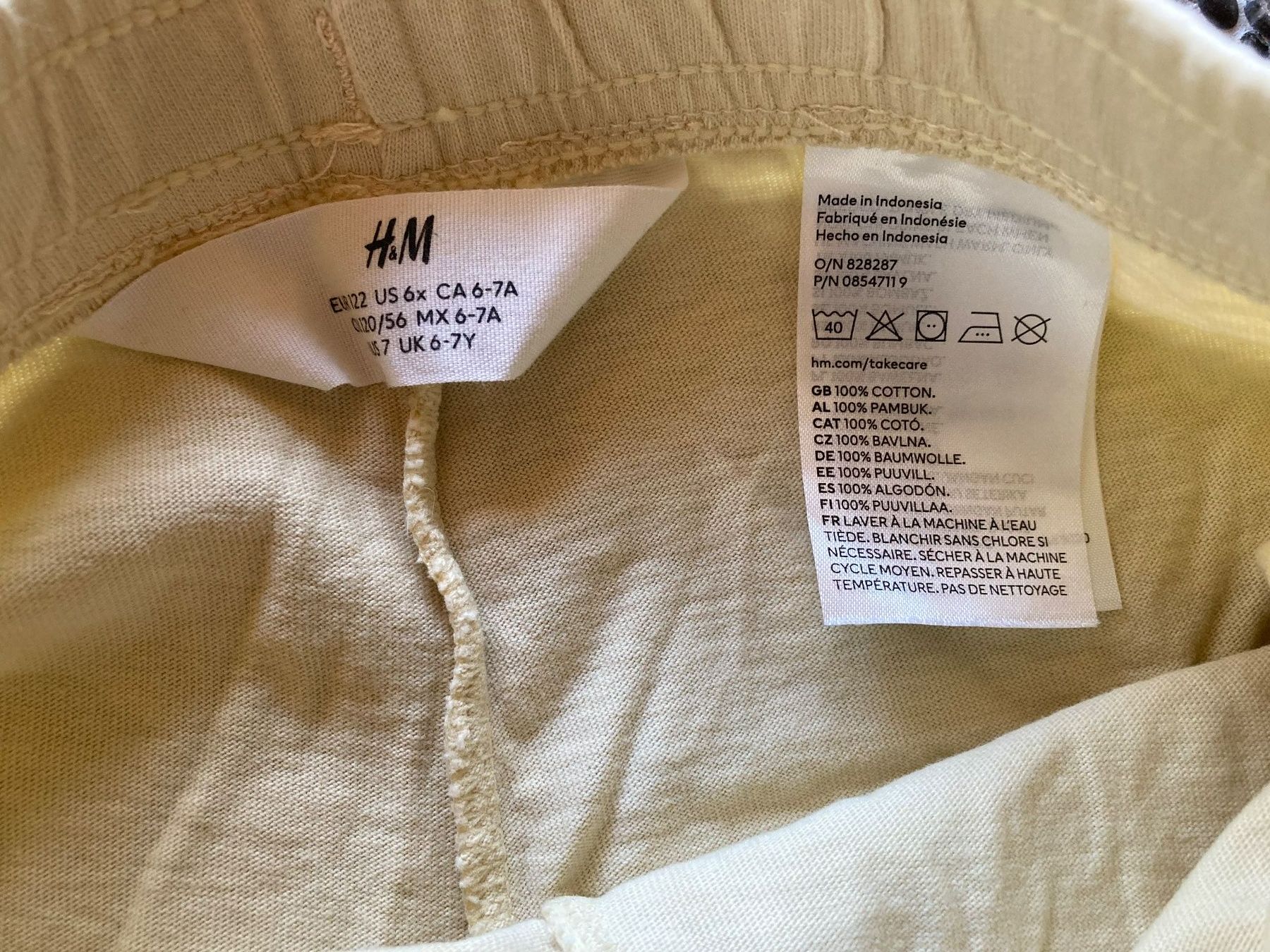 H&M Pantaloni: Kurze Hose, Shorts, Gr. 122 100% BW – Usato da Aetingen venduto da Nadinsky 1