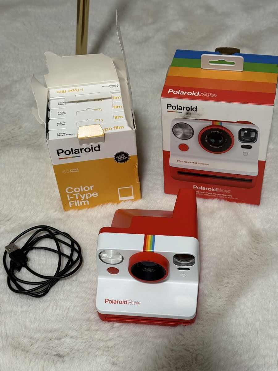 Polaroid Fotocamera: polaroid kamera – Usato da schlieren venduto da Xhrja