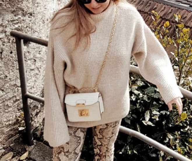 Pullover & Sweatshirts: Sweater Large Cozy Beige – Gebraucht aus Zürich von BettinaMarie2308