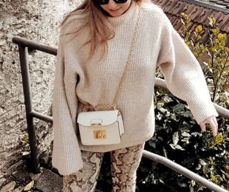 Sweater Large Cozy Beige