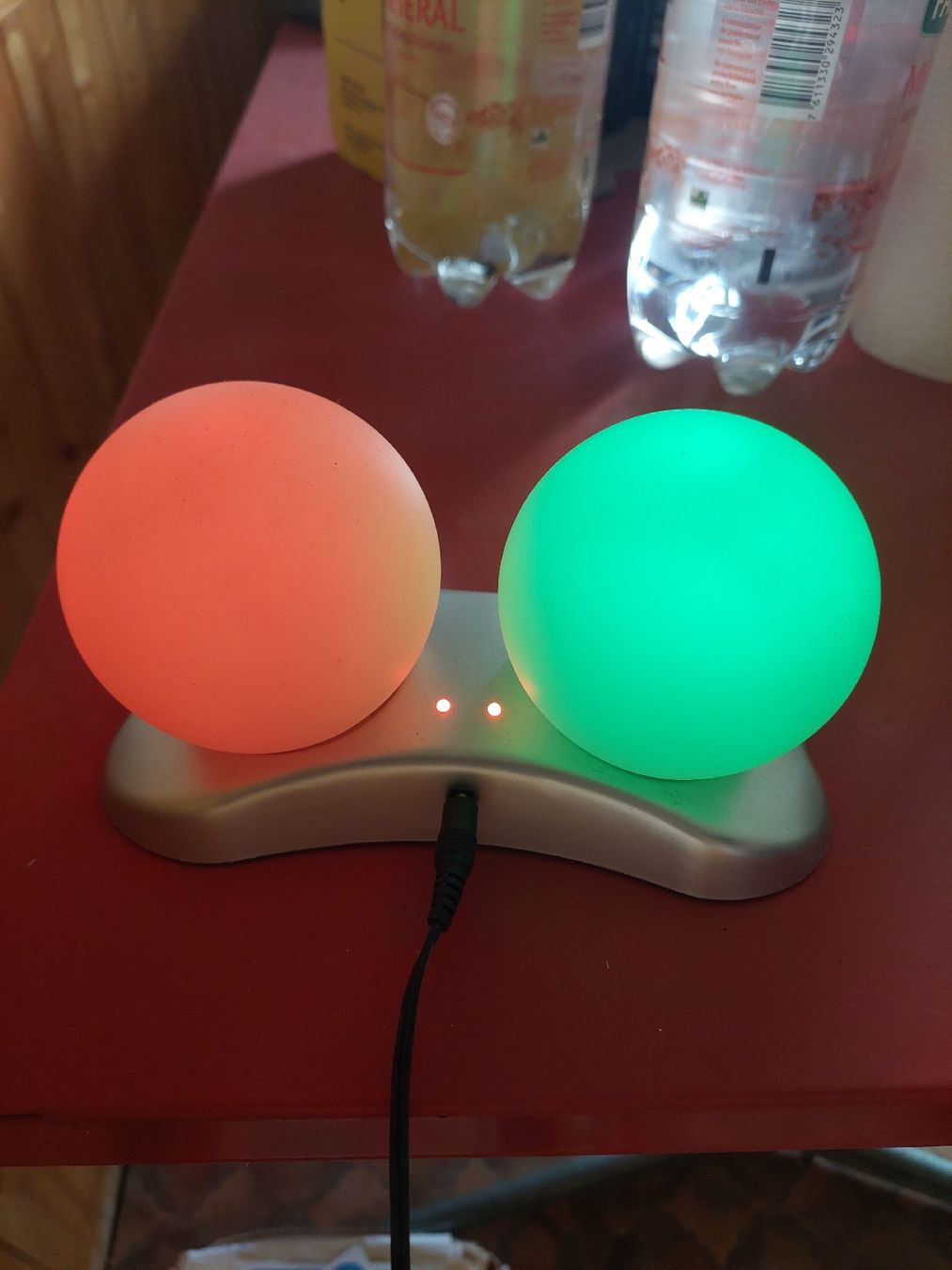 Lampes: Dekoratives LED Stimmungslicht – D'occasion à Brunnadern par Oheshh