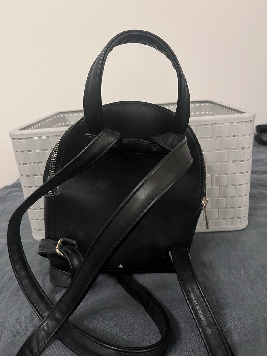 Zaini: Schicker Mini-Rucksack aus Kunstleder – Usato da Zürich venduto da nutoxo 1