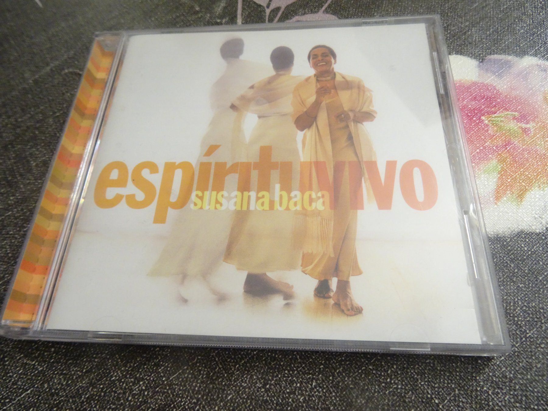 CD: Susana Baca - Espiritu Vivo CD – Usato da Olten venduto da Disc-Ausverkauf