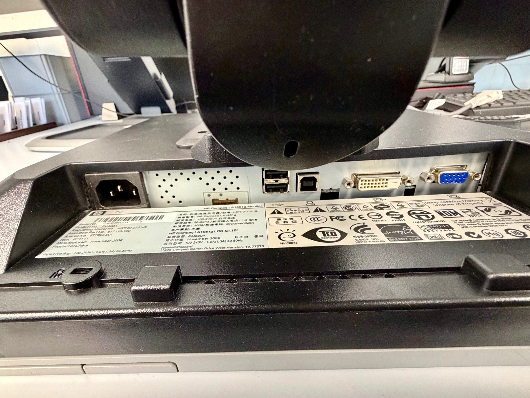 Hewlett Packard Monitor: Monitor ab 1 Franken – Usato da Einigen venduto da Medicom-Pharma 1