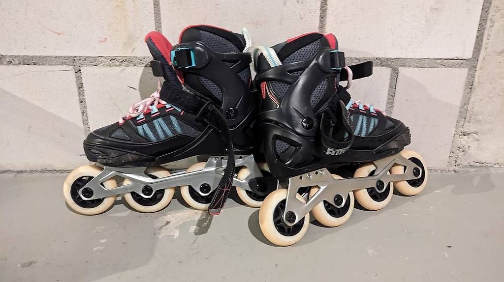 Decathlon Inline-Skating & Rollschuhe: Rollers inline taille 35 - 38 – Gebraucht aus Vinelz von rav_h9zs 1
