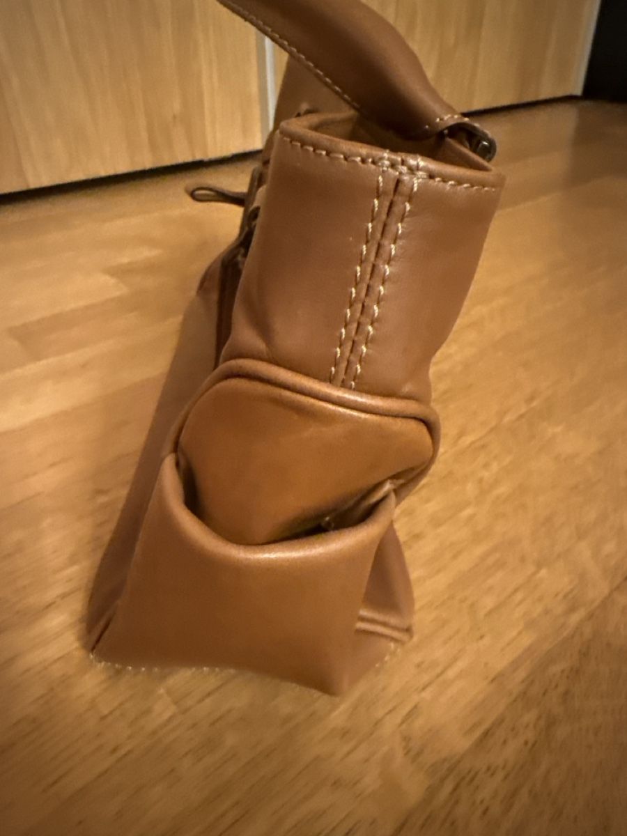 Nero Giardini Taschen für Damen: Nero Giardini – Gebraucht aus Biel-Benken BL von lsm_l87l 2