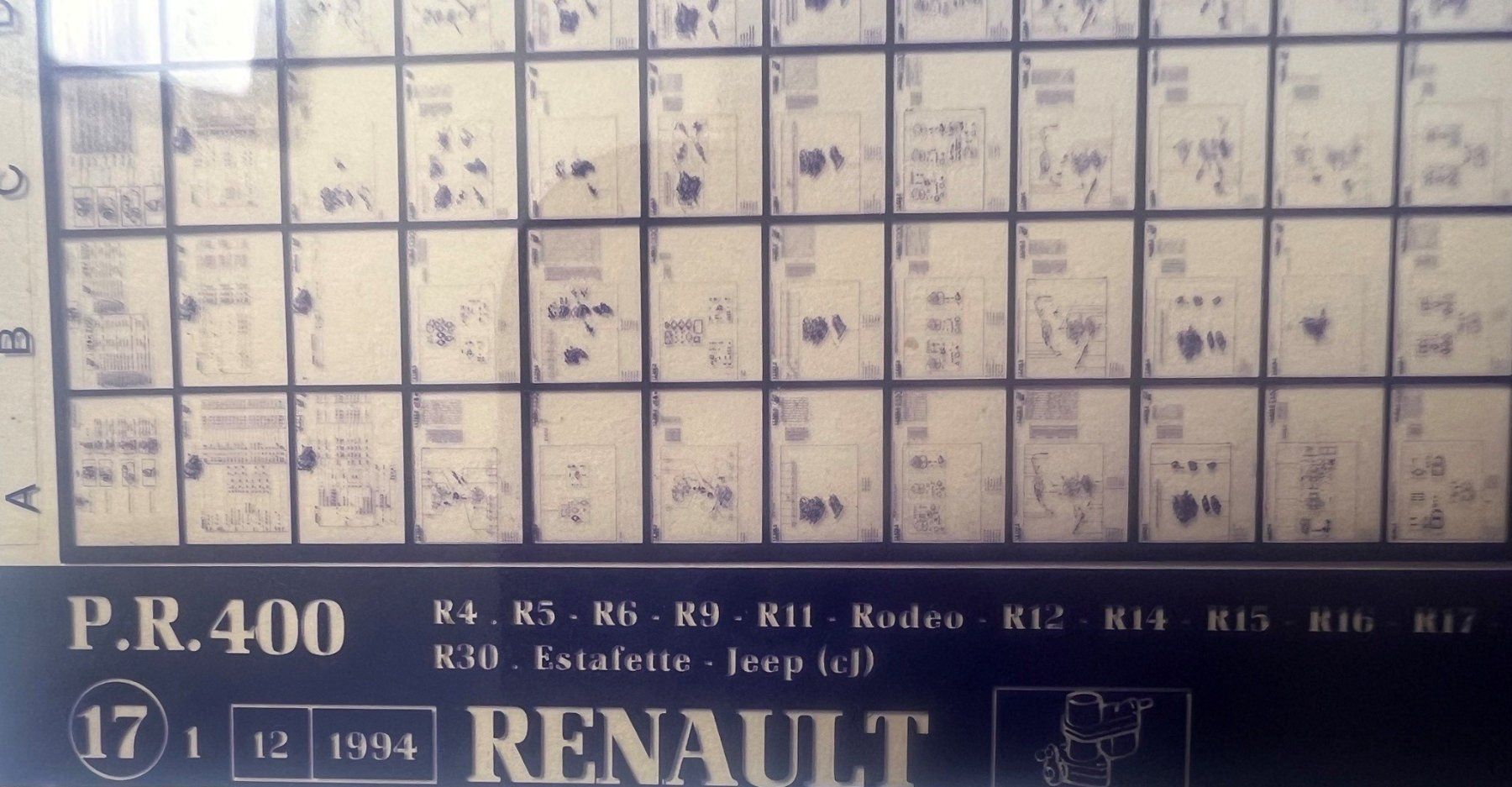 Renault Documenti: ORIGINAL ERSATZTEILKATALOG - MICROFICHES | RENAULT VERGASER – Usato da Unterägeri venduto da GIGOLOLIT 2