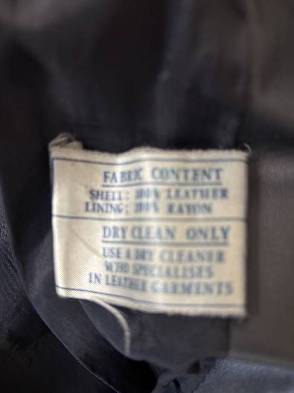 Manteaux: Retro Ledermantel Gr. 36/38 – D'occasion à Horgen par SabrinaDellaS 2
