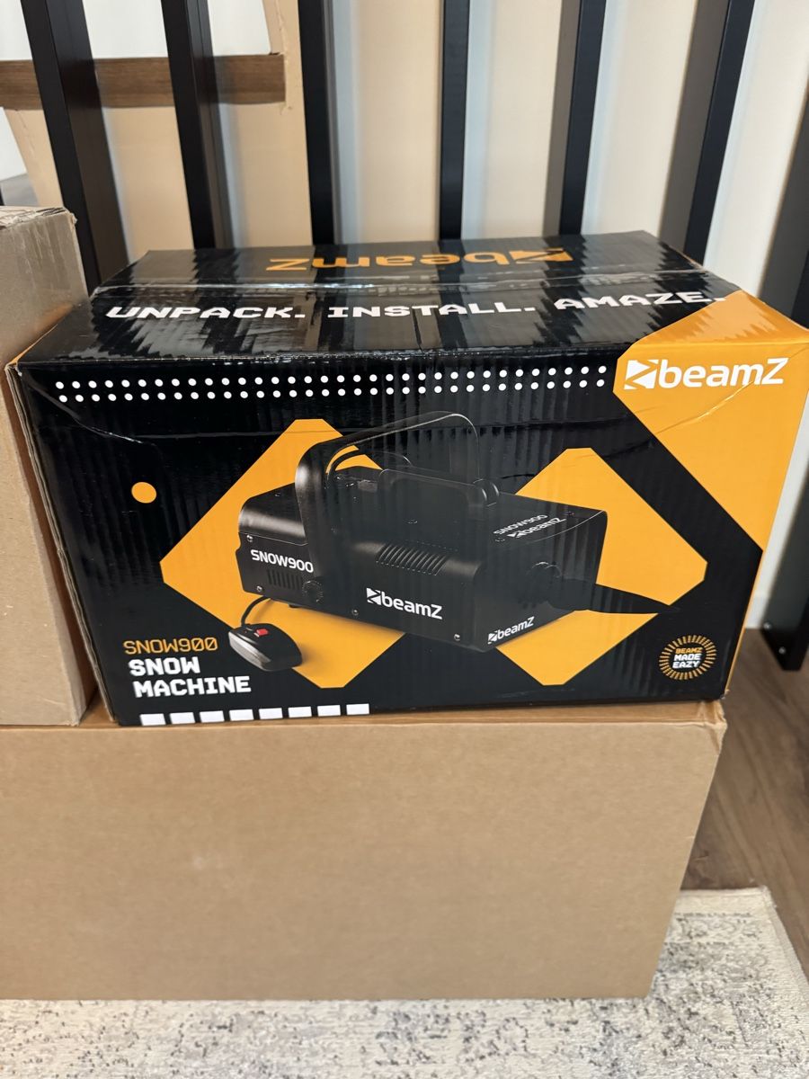 Tutte le macchine: BeamZ Schneemaschine Snow900 W – Nuovo e nell'imballaggio originale da Belp venduto da ch1999 1