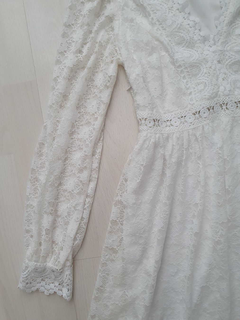 Robes: Helles Spitzen Blusenkleid Gr XS – D'occasion à Münsingen par BlackTears-3 1