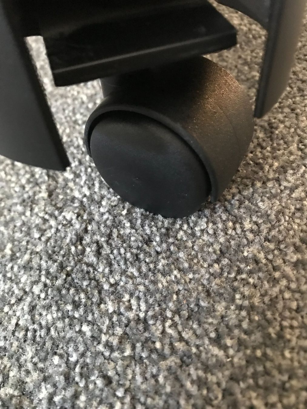 Bang & Olufsen Fernseher: Bang & Olufsen RollStand MX 4000   4200 – Neu (gemäss Beschreibung) aus Würenlingen von Schneiderhifi 7