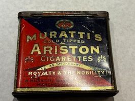Sehr alte Muratti Zigarettendose aus Metall, oben zu öffnen
