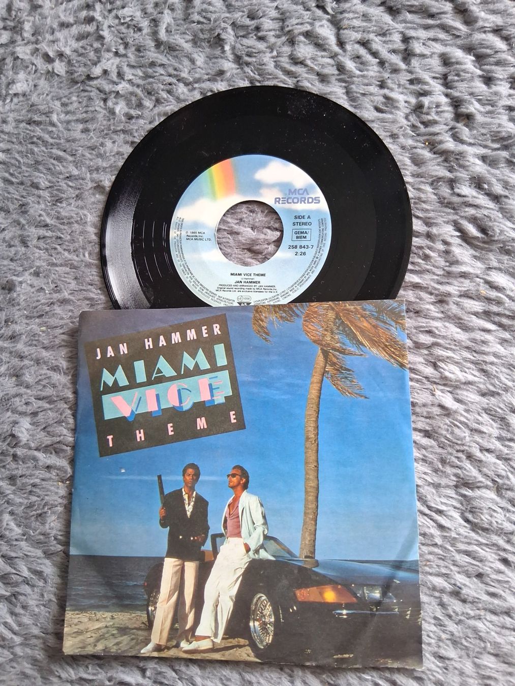 Dischi in vinile: JAN HAMMER    MIAMI VICE THEME    7NER SINGLE – Usato da Wetzikon ZH venduto da Ramones01