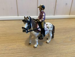 Schleich Pony mit Reiterin & Zubehör