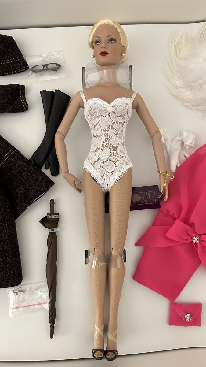 Poupées: Tonner Doll Set Sammler Puppe – Neuf avec emballage d'origine à Thalwil par Centrone 1