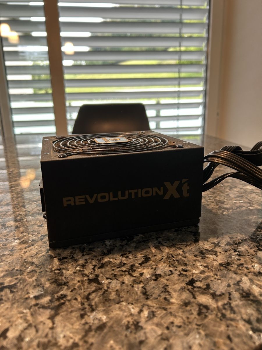 PCs:  Revolution Xt ERX550AWT – Gebraucht aus Adligenswil von Lasvegas_66 2