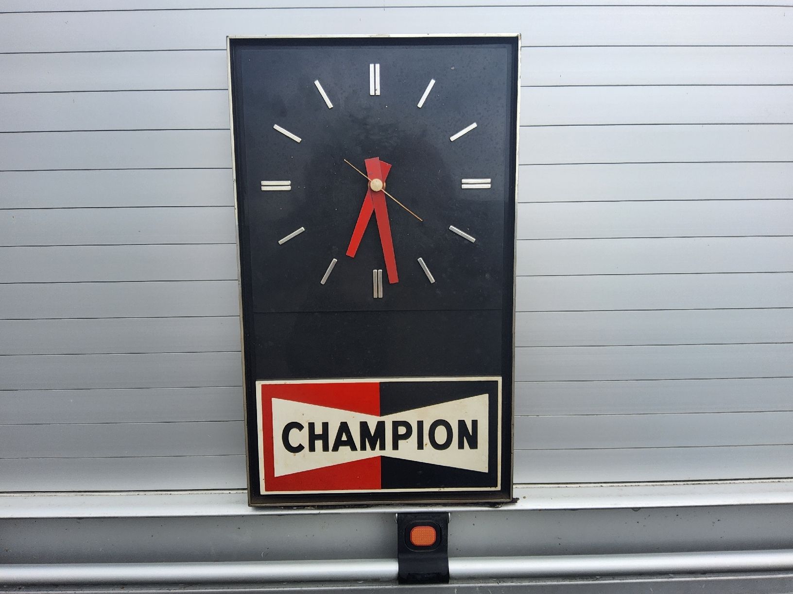 Uhren: Uhr Champion / Oldtimer / Werbung – Defekt aus Schüpfen von ber_j6b6