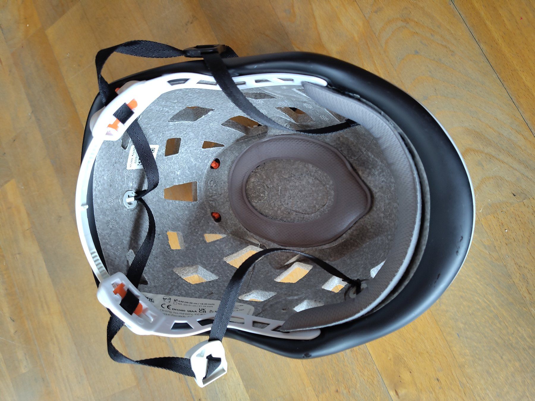 Petzl Casques: Kletterhelm – D'occasion à Fajauna par oddfuihsdguhs 2