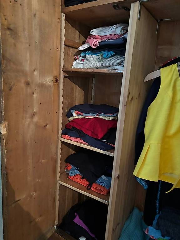 Armadi: Schrank – Usato da Turgi venduto da pipapo59 4