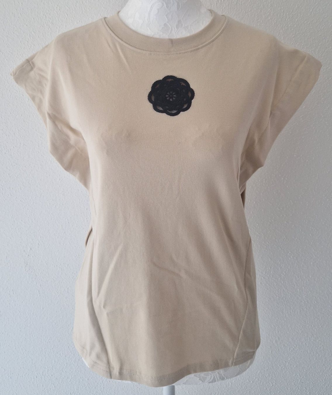 T-shirt: T-SHIRT EN COTON – Nuovo e nell'imballaggio originale da Camorino venduto da JPHANDMADE1