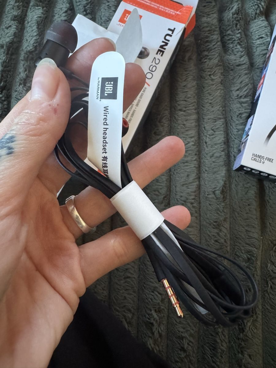 JBL Cuffie: JBL Tune 290 Kopfhörer – Usato da Rüti ZH venduto da Mysticphoenix.mel 3