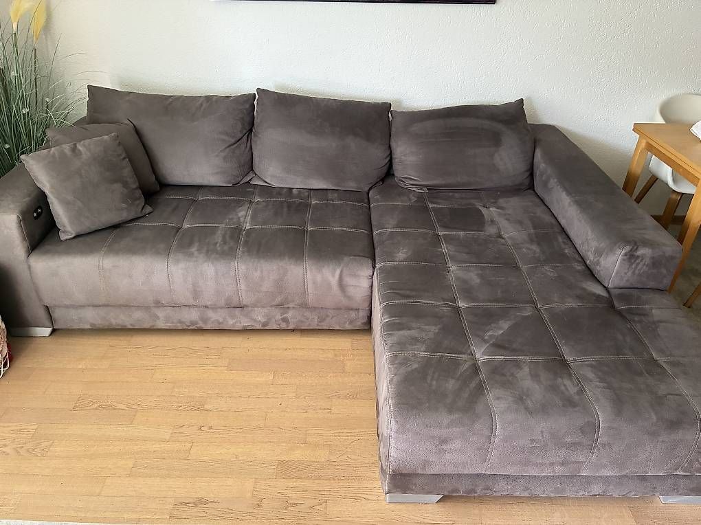 Divani: Ausziehbares Sofa – Usato da Schaffhausen venduto da anj_c89q