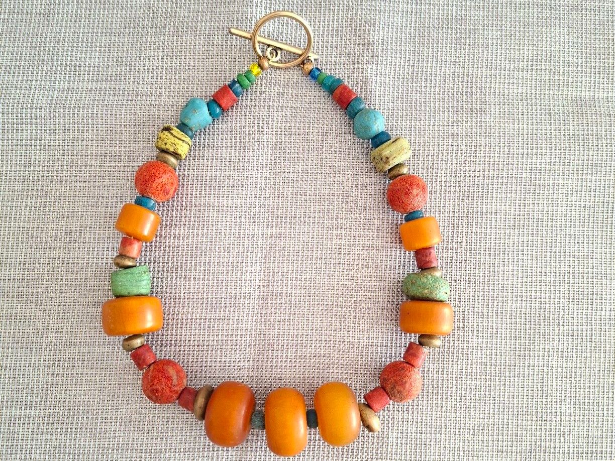 Colliers: Collier bohème multicolore à grosses perles – Neuf (Voir description) à Lutry par Sim_Sta 1
