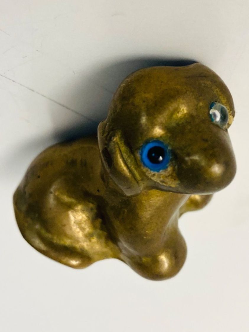 Statuette: Briefbeschwerer Talisman Dackel Messing Mid Century 60s – Usato da Zürich venduto da Arche_Brockenhaus 8