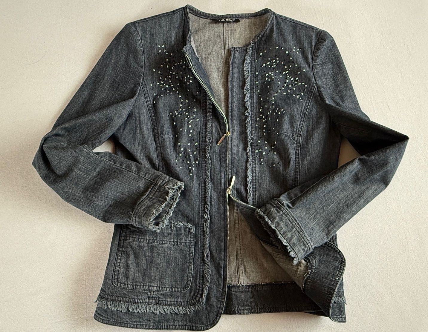 Gil Bret Giacche: Jeans Jacke Gil Bret mit Glitzer – Usato da Samedan venduto da Gischpel25 1
