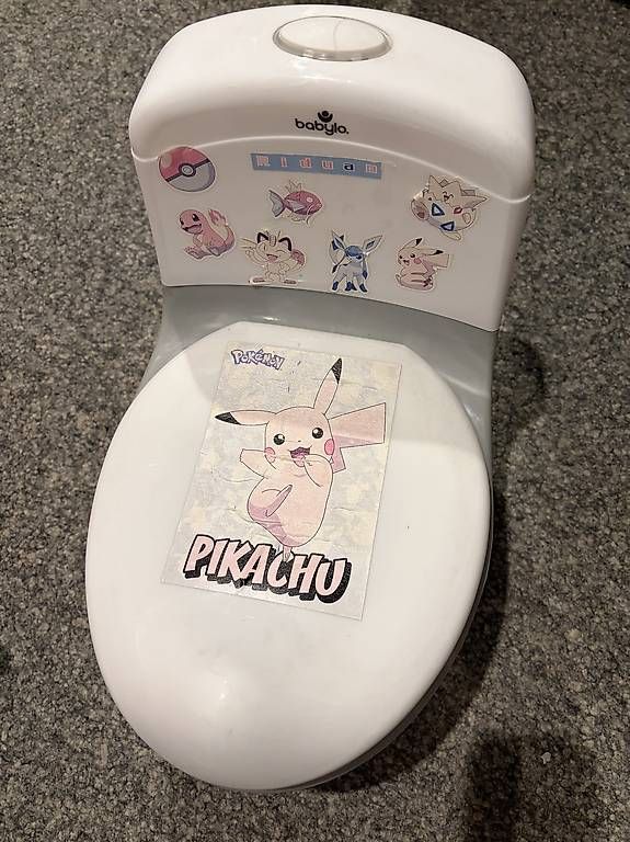 WC: Kinder-WC Pickachu – Gebraucht aus Küsnacht ZH von sis_v7qk
