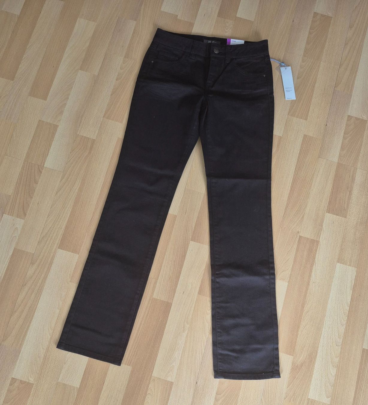 Esprit Jeans: Esprit Jeans schwarz, Grösse 28/34, NEU! – Nuovo (secondo la descrizione) da Killwangen venduto da Bianca790
