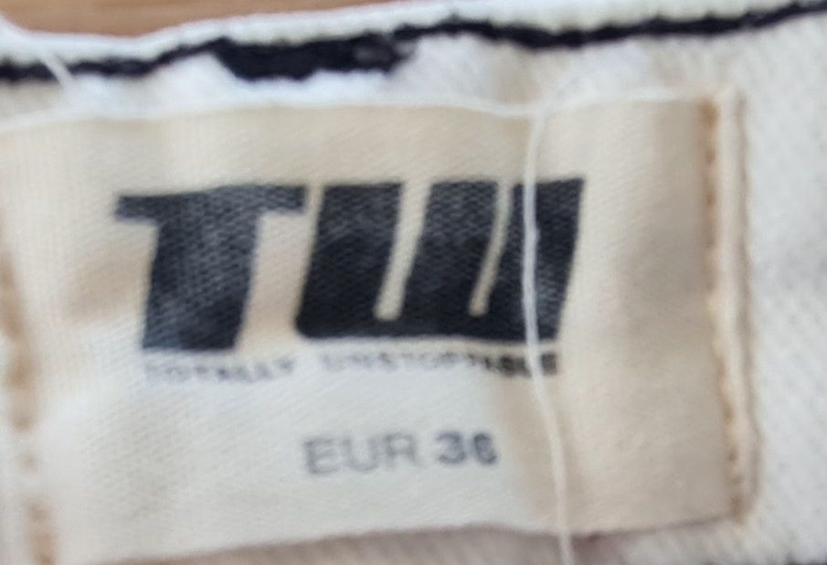 Pantaloni: Shorts TellyWelly Gr. 36 – Usato da Beinwil Freiamt venduto da tafa8 2