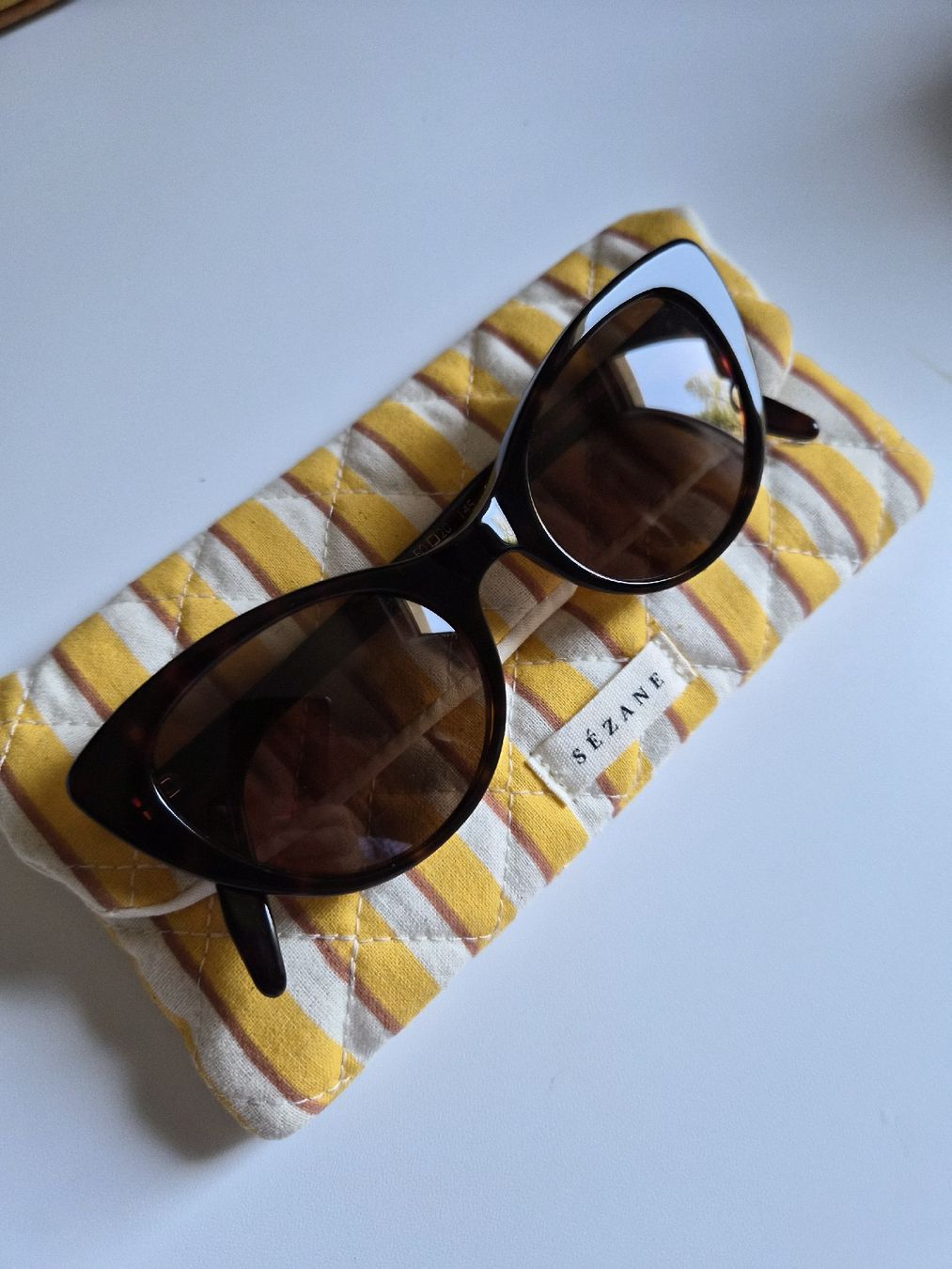 Sezane Brillen & Gläser: Sézane Sonnenbrille – Gebraucht aus Zofingen von Detth