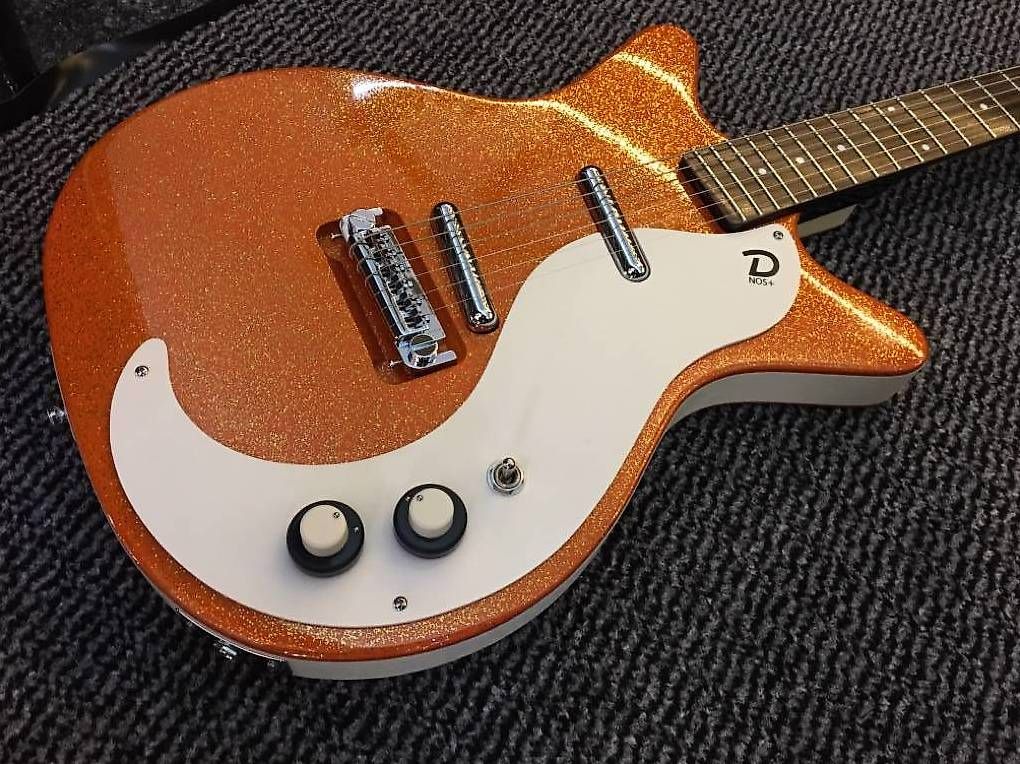 Strumenti musicali: Danelectro '59 m NOS+ orange metalflake – Usato da Morges venduto da GvnMusic 5