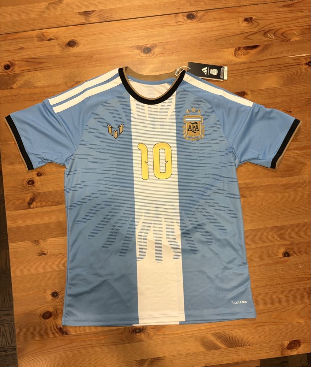 Adidas Leibchen & Hosen: Messi Abschiedstrikot Argentinien / Original – Neu und originalverpackt aus Wittenbach von Pascal_Eisenring23 1