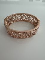 Guess Rosegold Armreif mit Strass - Zeitloser Schmuck!