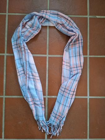 Hellblau/rosa Schal / Foulard mit Fransen, Länge 200cm