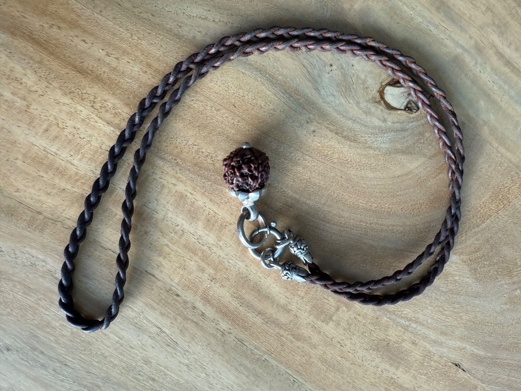 Ensoie Pendentifs: En Soie Anhänger mit Lederkette – Neuf (Voir description) à Einsiedeln par ramazzotti1001 5