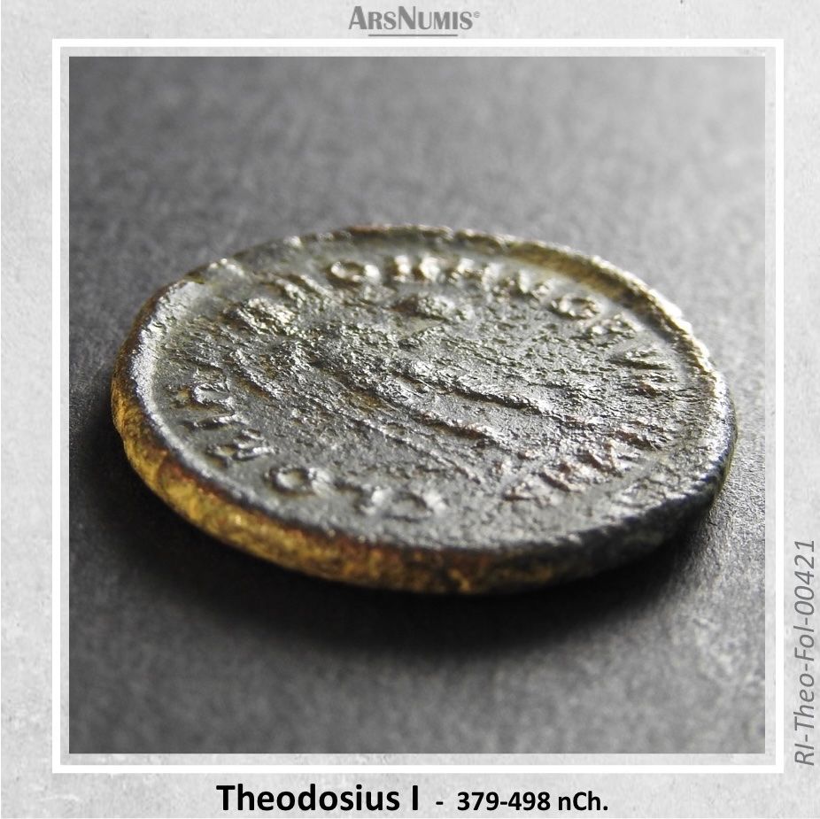 Tutti le monete: Römische Münze - Theodosius I – Usato da Oberwil b. Zug venduto da ArsNumis 3