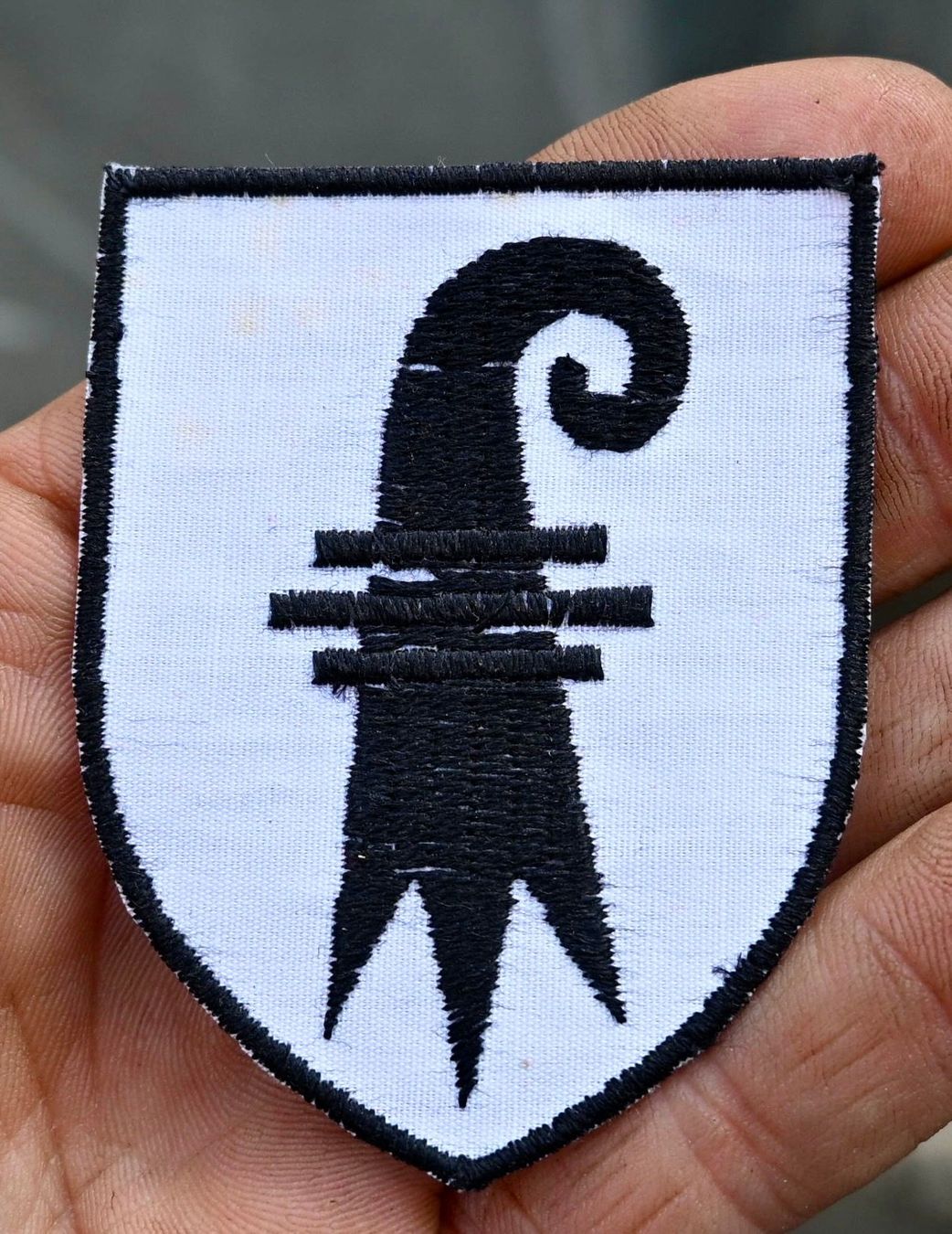Swiss Placchette & Badge: VINTAGE Badge Kanton Basel-Stadt – Usato da Pfaffhausen venduto da mono_rec 1