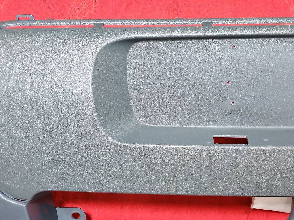 Smart Tutti pezzi di ricambio auto: Smart Roadster paraurti centrale posteriore grigio argento – Usato da Cadenazzo venduto da Mulinacu 4