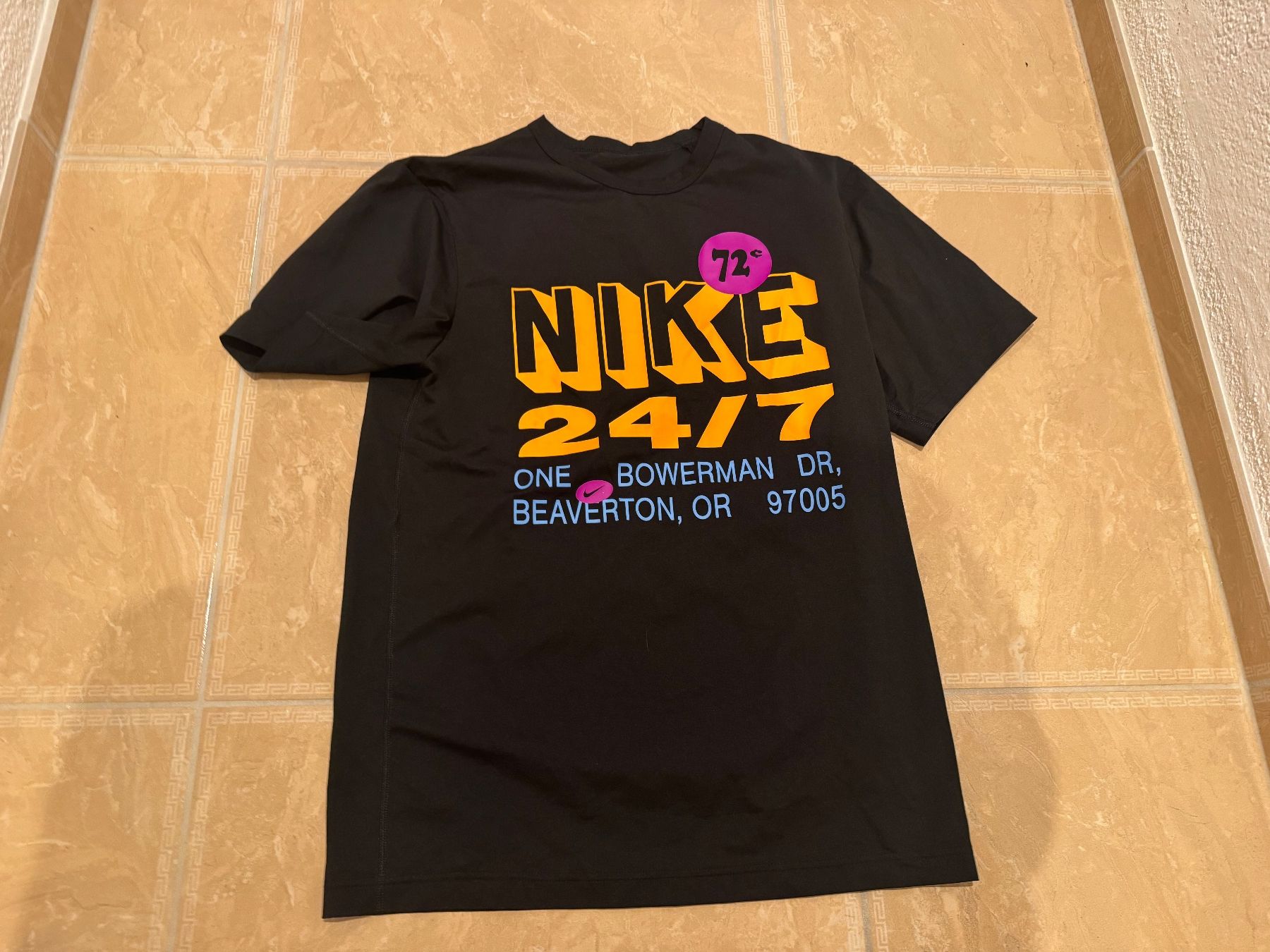 Nike T-shirt: Nike neues Shirt, S – Usato da Klingnau venduto da Markus14