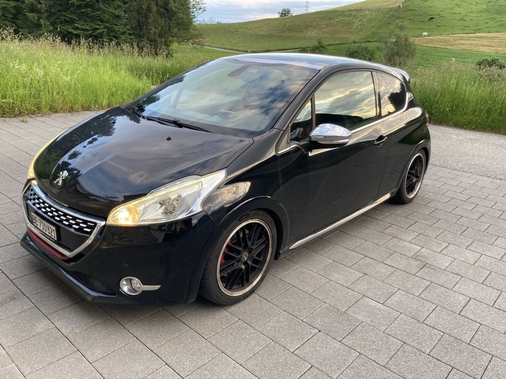 Peugeot 208 GTI