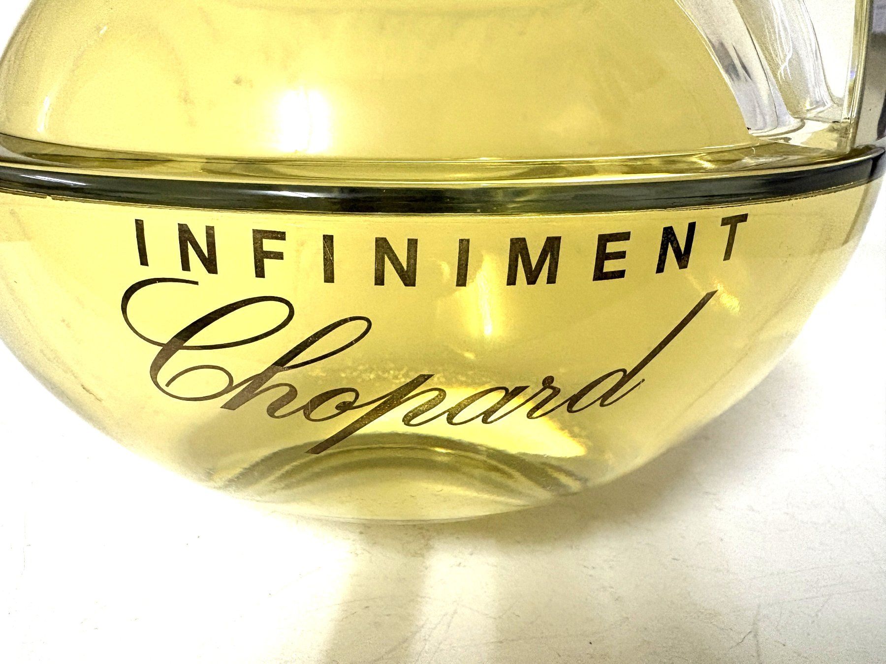 Tutte le decorazioni: Dekoflasche XL INFINIMENT von Chopard – Nuovo e nell'imballaggio originale da Glattbrugg venduto da Ariel012 4