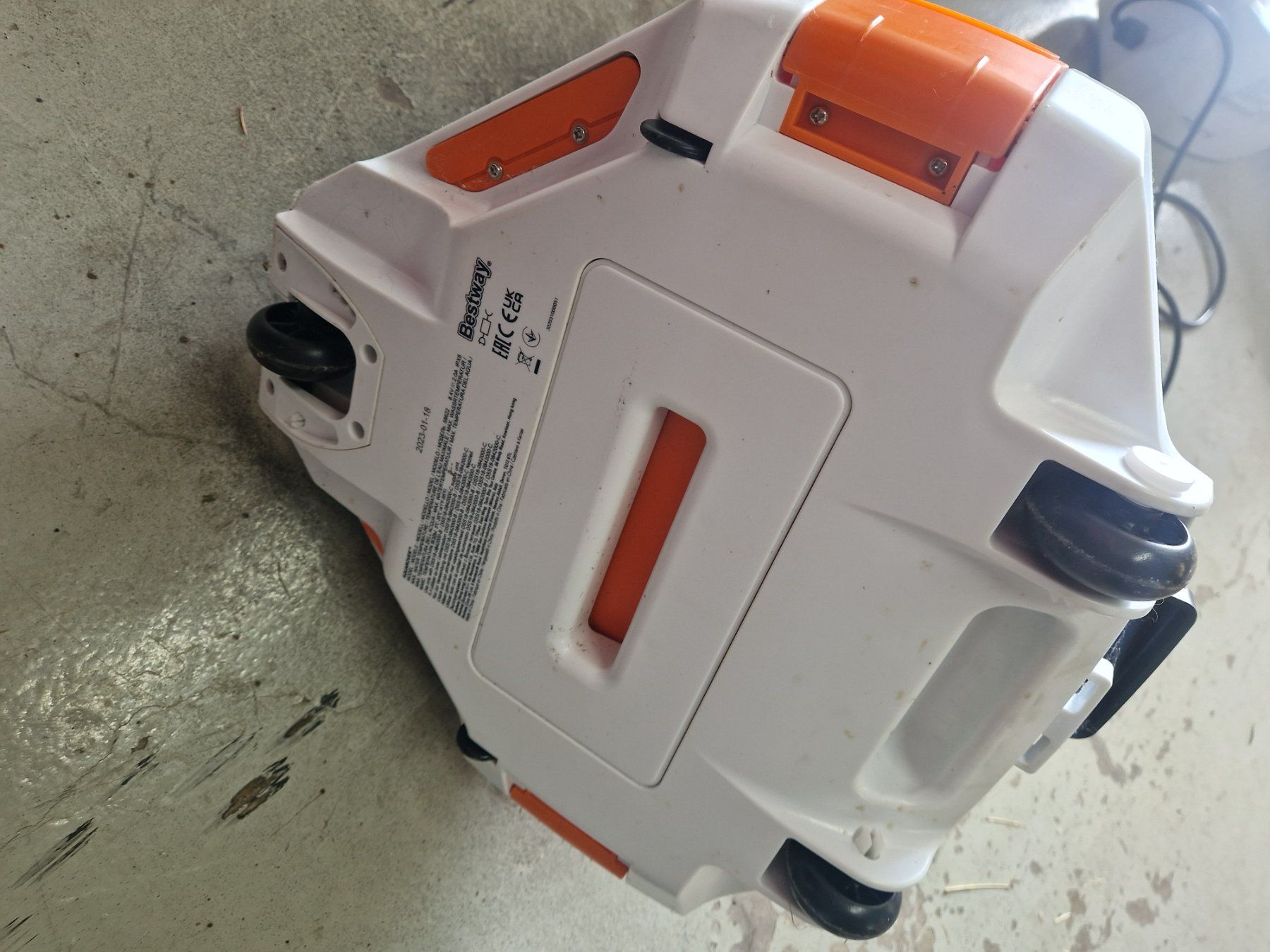 Bestway Accessoires de piscine: Poolroboter – D'occasion à Ganterschwil par nigu71 1