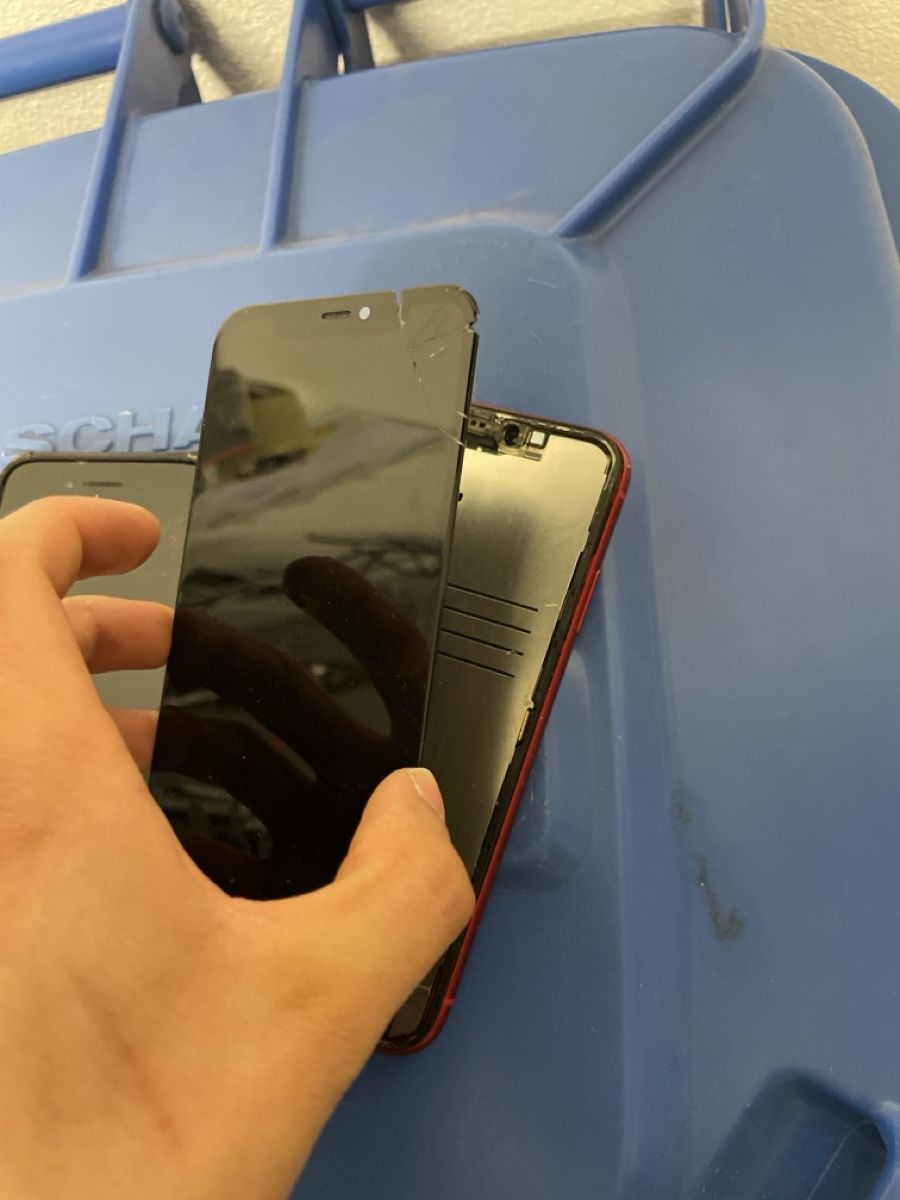 Apple Handys / Smartphones: Apple Handys Konvolut def. – Defekt aus Abtwil sg von Kueng.MultiOutlet 1