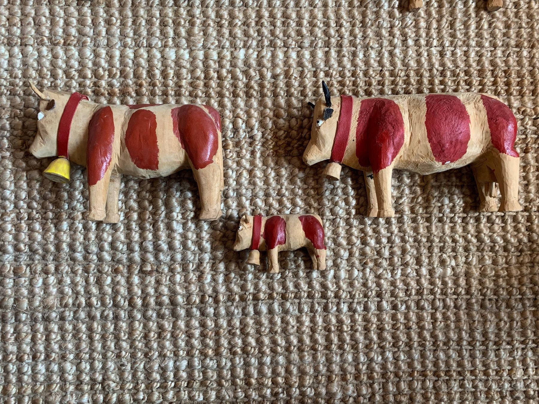 Jouets: Alte Holzkühe – D'occasion à Bibern SO par wecafra 2